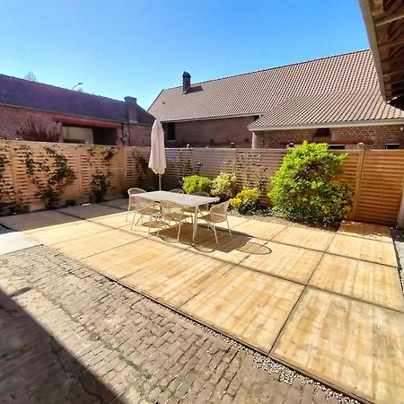 Gite Le Carre 1869 Landas Exterior photo